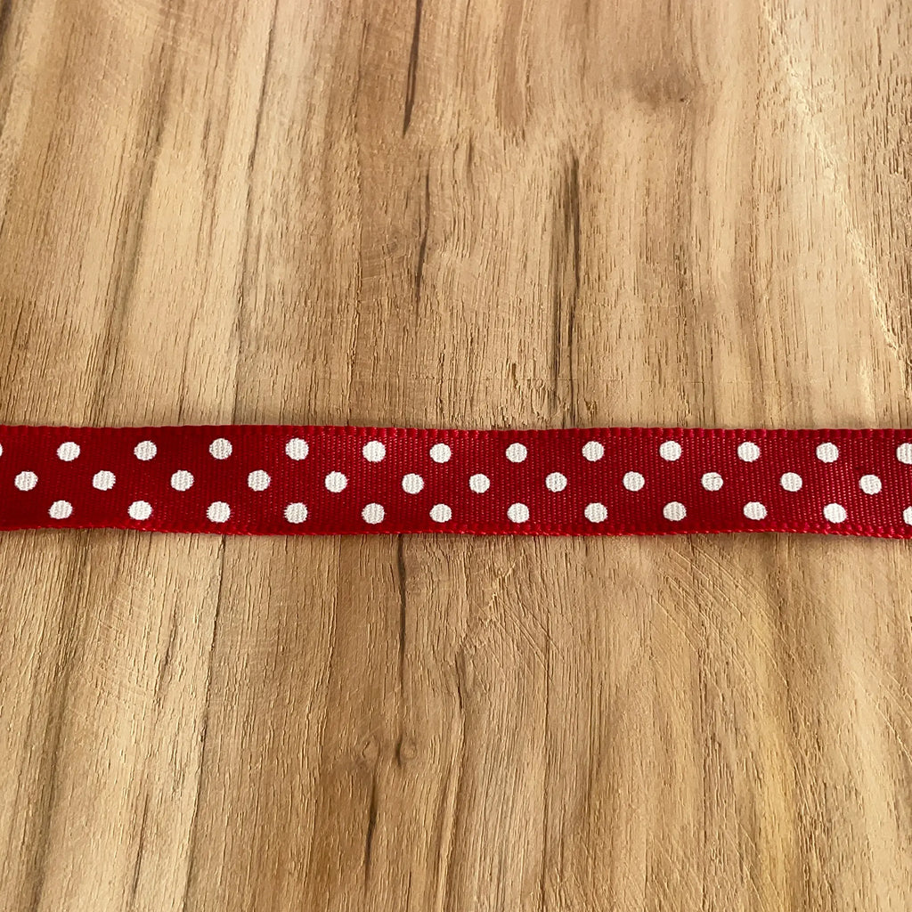 Ruban rouge à pois 17 mm