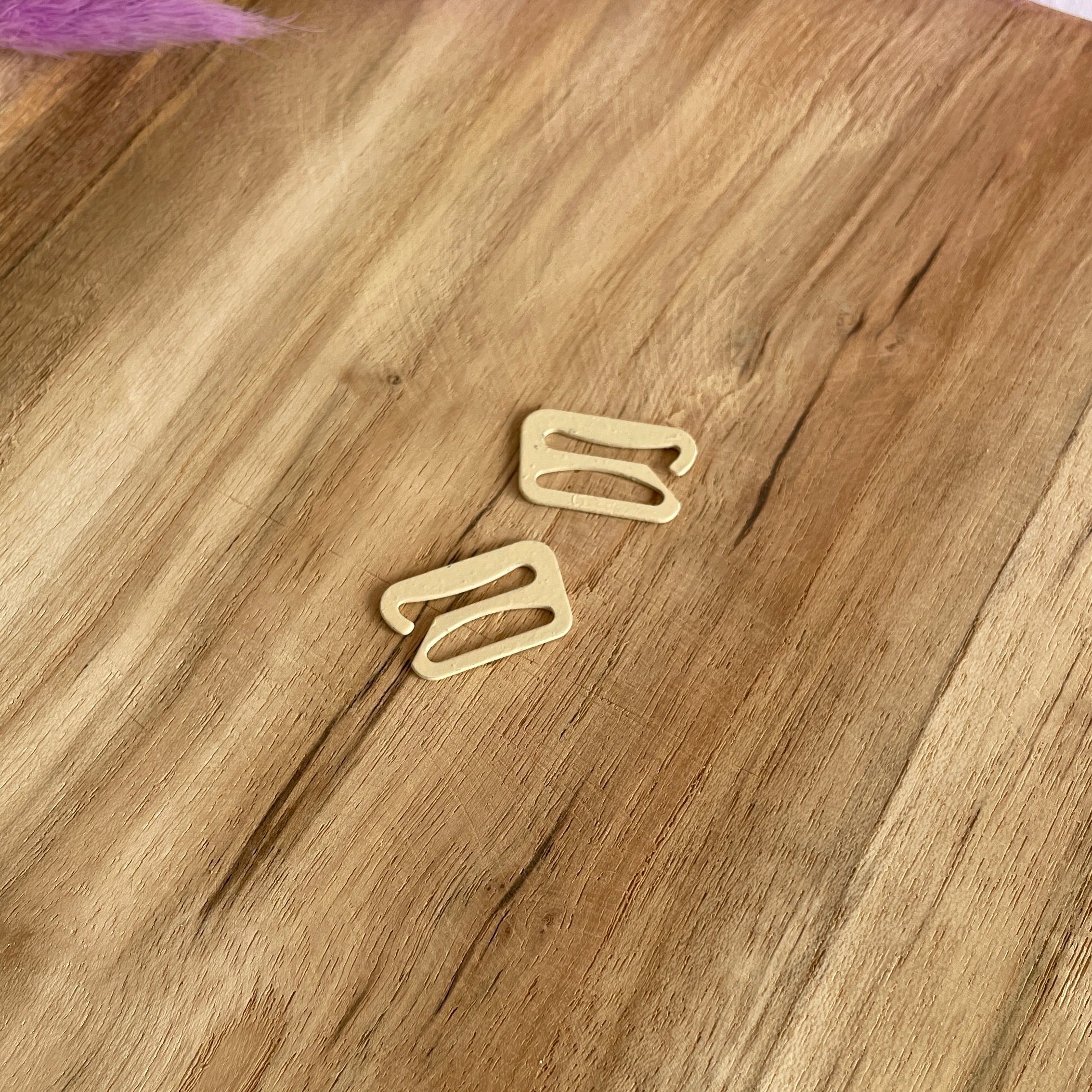 Attache maillot amovible