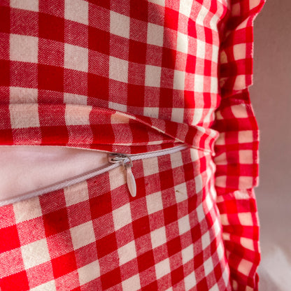 Housse de coussin froufrou - La charmante