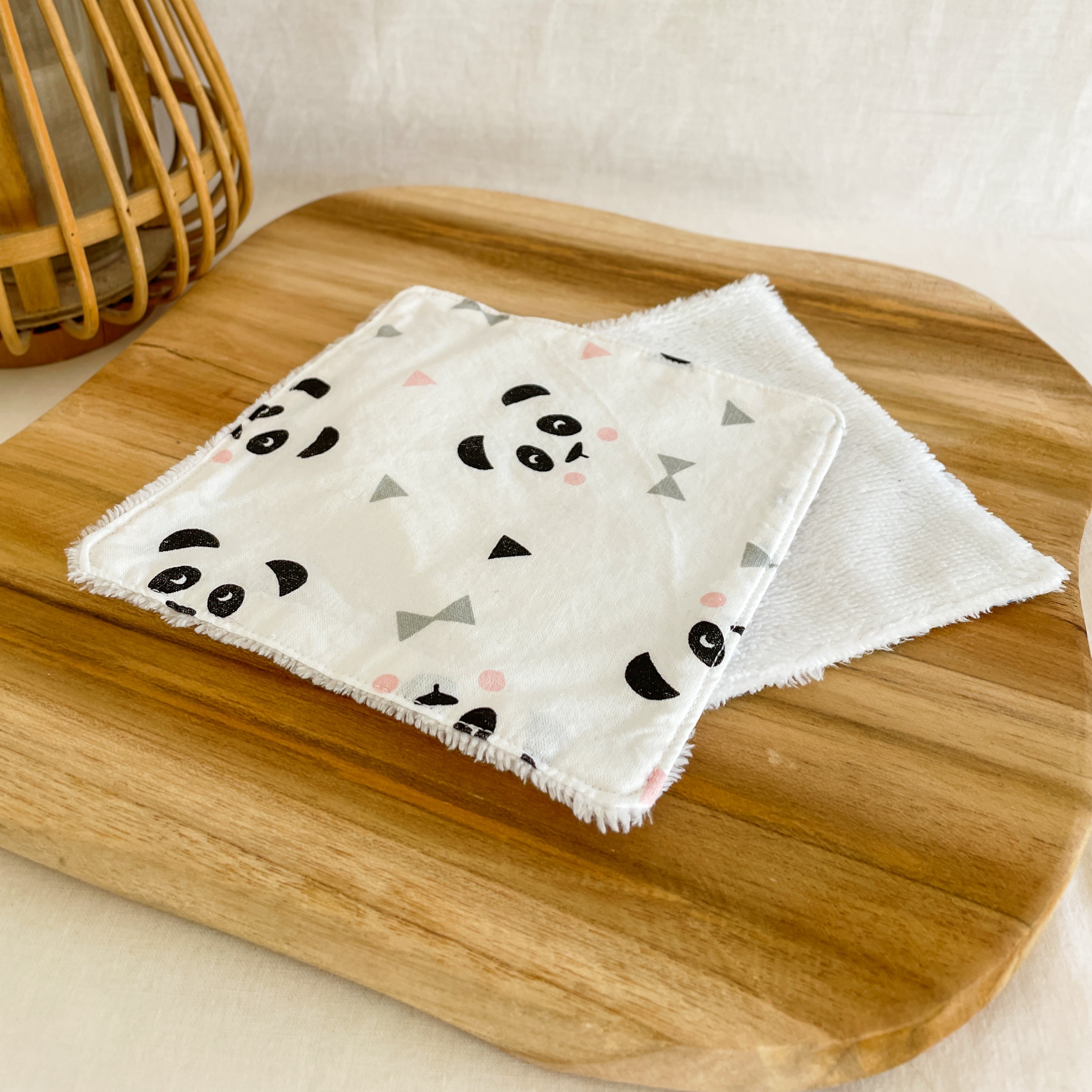 Pack 4 Lingettes visage + pochette