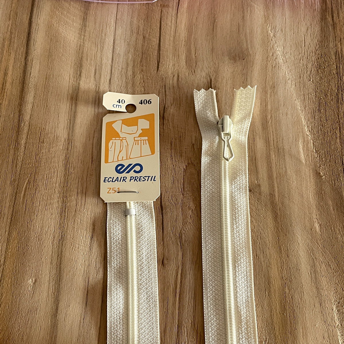 Fermeture éclair 40 cm - pointe pantalon/jupe - Z51 PRESTIL