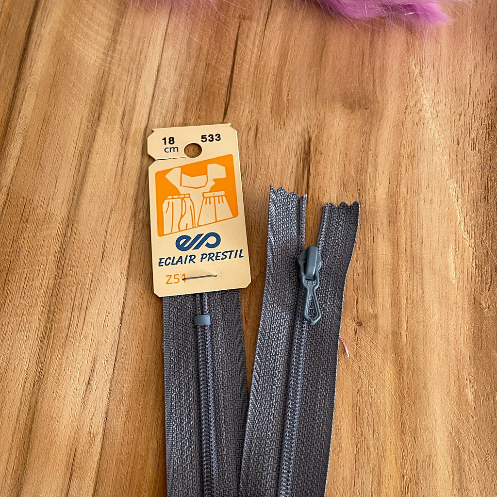 Fermeture éclair 18 cm - pointe pantalon/jupe - Z51 PRESTIL