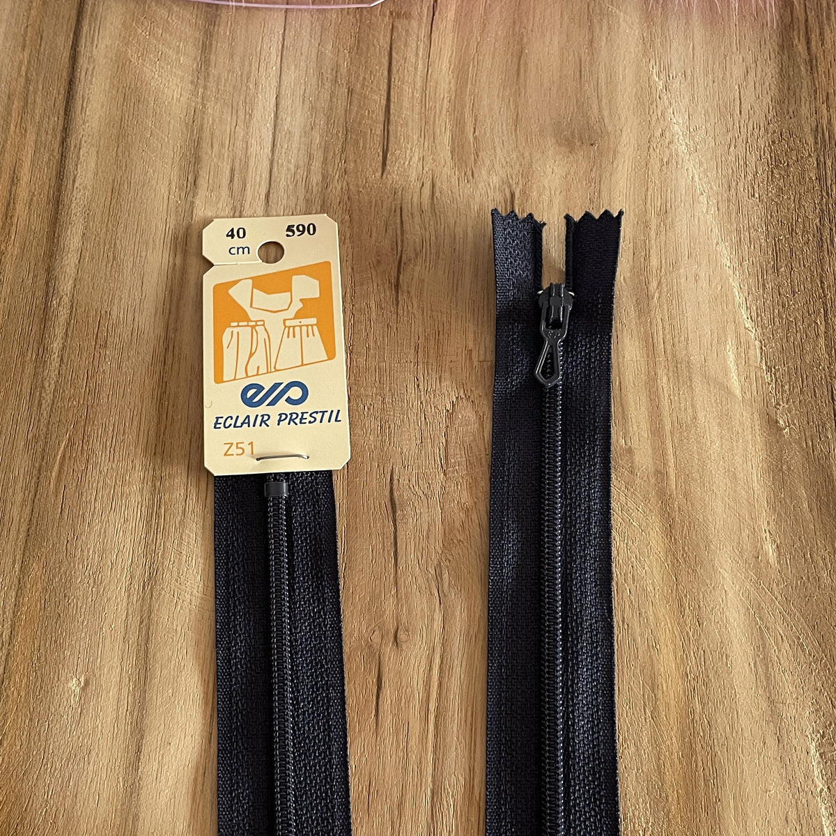 Fermeture éclair 40 cm - pointe pantalon/jupe - Z51 PRESTIL
